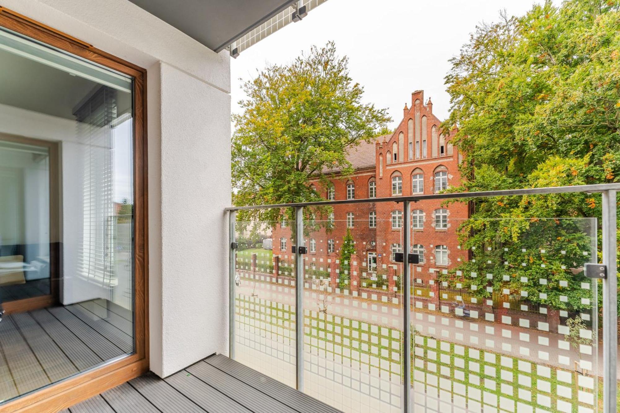 Apartment Artyleryjska For 8 People *